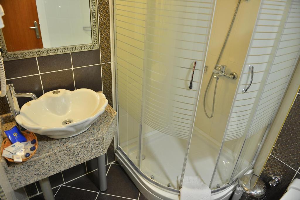 Inci Hotel Adana Pokoj fotografie